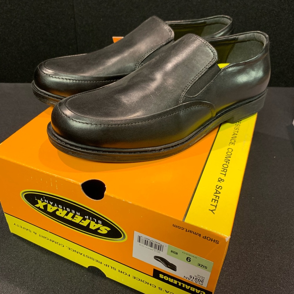 Safetrax Men's Slip Resistant Black Dress Shoe